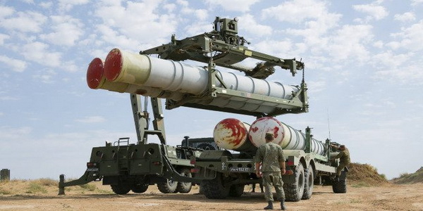 روسيا | العمل على نشر نظام الدفاع الجوي S-500 Prometey [بروميثيوس] المتخصص في مهام الدفاع الصاروخي والفضائي.