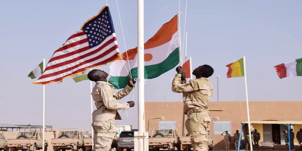 النيجر | الولايات المتحدة والنيجر تبحثان تعزيز التعاون لمواجهة التطرف في منطقة الساحل الأفريقي.