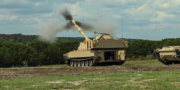 الولايات المتحدة | الجيش الأمريكي يستعد لاستراتيجية مدفعية جديدة تحفزها الحرب في أوكرانيا.