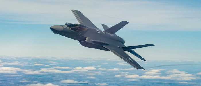 القوات الجوية الأمريكية تحدث قاعدة بيانات مكتبة التهديدات الخاصة بالمقاتلة F-35.