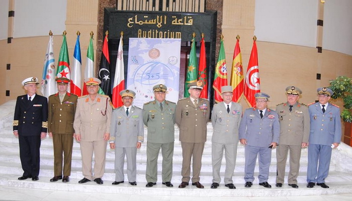رؤساء أركان القوات البحرية لدول دفاع "5+"5 يجتمعون في الجزائر