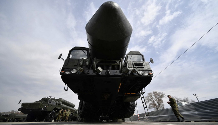 روسيا تختبر بنجاح نظام "أفانعارد" الصاروخي الإستراتيجي الفوق صوتي. 