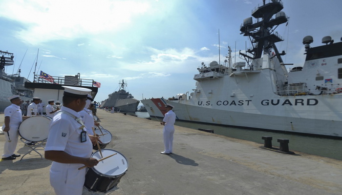 ماليزيا تعزز إمكانية التشغيل المتبادل بين قواتها البحرية مع الولايات المتحدة.