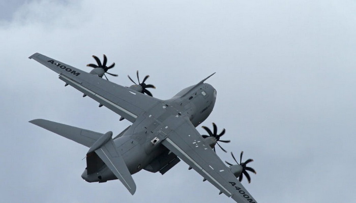 القوات الجوية الألمانية Luftwaffe ترفض تسلم طائرتي نقل A400M من الشركة المصنعة.