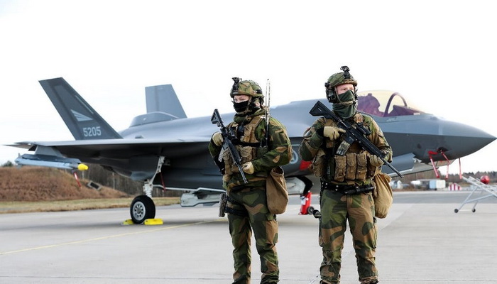 النرويج تعلن جاهزية أسطولها من طائرات F-35 " للمهام و العمليات القتالية .