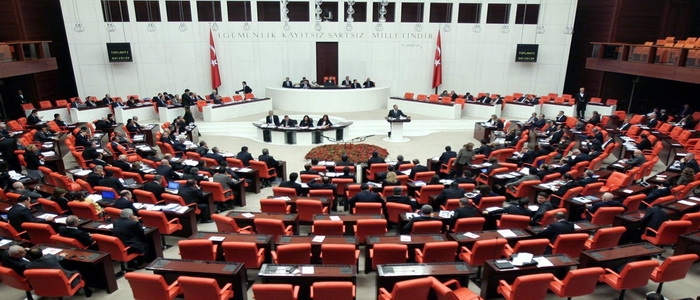 البرلمان التركي يوافق على إرسال قوات إلي الأراضي الليبية.