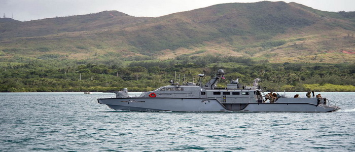 الولايات المتحدة تقدم أحدث قوارب الدورية المسلحة Mark VI مارك السادس إلى أوكرانيا.