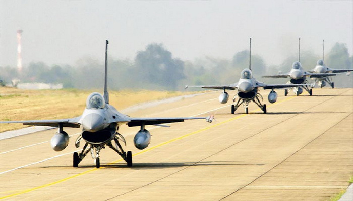 القوات الجوية الأمريكية تخطط لإستبدال بعض مقاتلات إف-16 بطائرات مسيرة.