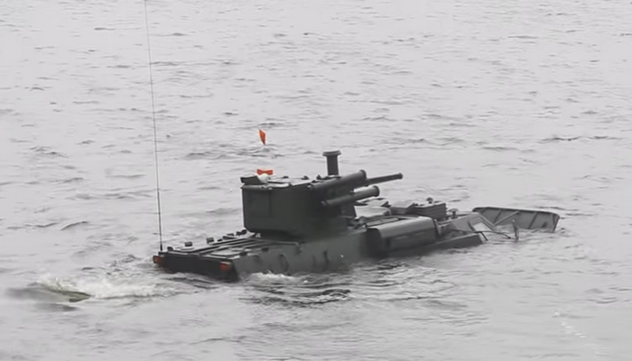 مشاة البحرية الأوكرانية يتلقون نسخة برمائية من عربة المشاة المدرعة BTR-4.