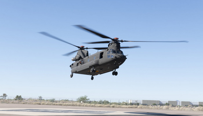 إهتزازات مفرطة لشفرات المروحة الجديدة للمروحية شينوك Block II خلال مراحل الرحلات التجريبية التطويرية.