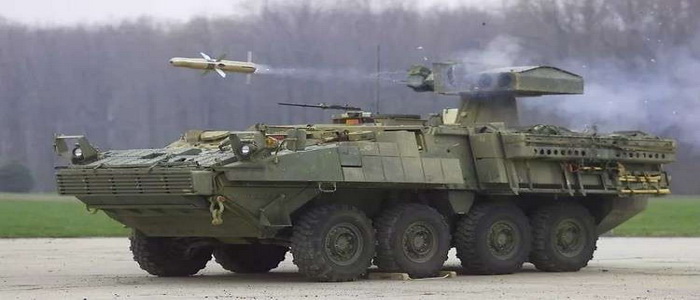 اختبار جيل جديد من عربة "Stryker" المزودة بمنظومة "بوينغ" للصواريخ قصيرة المدى 