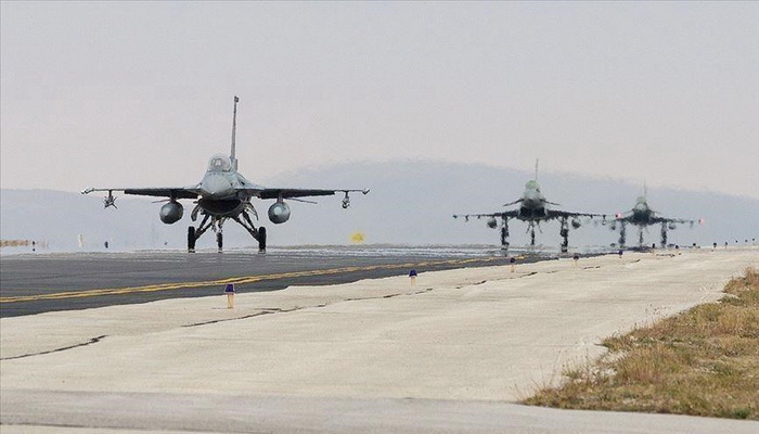 بريطانيا | إتاحة قاعدة " أغروتور" العسكرية التابعة لها في قبرص لاستخدام حلف الناتو.
