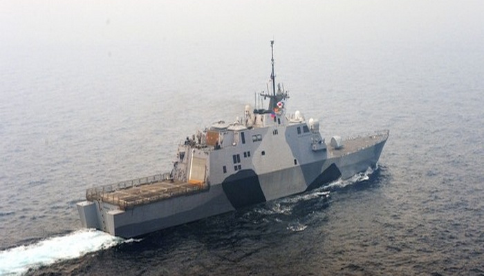الولايات المتحدة | البحرية الأمريكية توقف عدد من سفن Freedom المسماة "سفن المستقبل" وتتخلى عن مواصلة برنامجها.