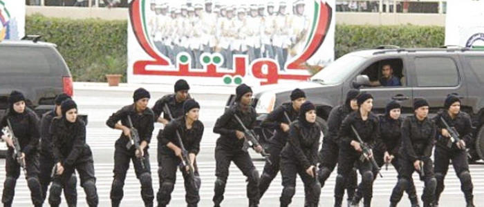 الكويت | الحكومة تسمح للنساء بالإلتحاق بالمؤسسة العسكرية كضباط اختصاص وضباط صف وأفراد.
