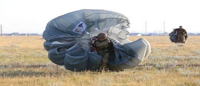 روسيا | مظلة عسكرية روسية جديدة من طراز Kadet-100 تختبر رسمياً قبل حلول العام الجديد