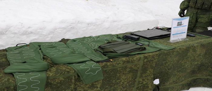 روسيا | الوحدات الخاصة في المنطقة العسكرية المركزية تتلقى ملابس جديدة بنظام تدفئة كهربائية.