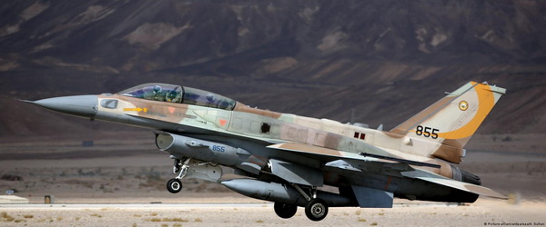 سوريا | طائرات إسرائيلية من طراز F-16  تشن ضربة صاروخية على دمشق.