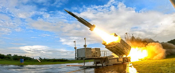 تايوان | إختبار إطلاق صاروخ كروز يمكن أن يصل إلى البر الرئيسي للصين.