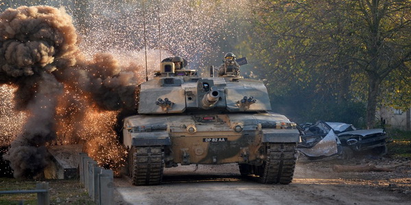 بريطانيا | رفض المطالبة بإعطاء دبابات تشالنجر الأوكرانية لتقليل القدرة التشغيلية.