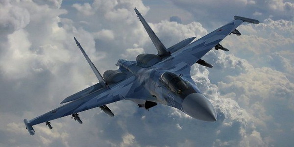 إيران | وصول أول 16 مقاتلة من طراز Su-35 Flanker-E الروسية الصنع إلى إيران في غضون أيام.