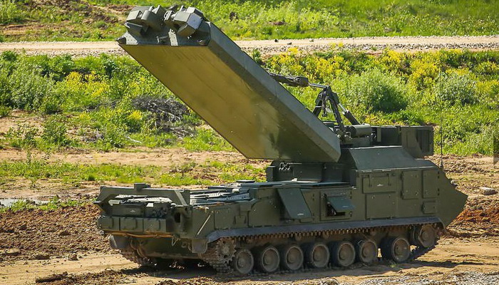 أوكرانيا | القوات المسلحة الأوكرانية تستولي على الرادار الروسي للاستطلاع ونظام التحكم في إطلاق النار "Zopark-1M".