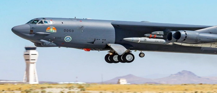 الولايات المتحدة | البنتاغون متفائل بشأن الأسلحة التي تفوق سرعتها سرعة الصوت بعد نجاح اختبار صاروخ كروز.