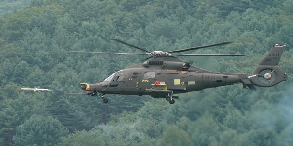 كوريا الجنوبية | تسليم أول طائرة هليكوبتر مسلحة خفيفة من طراز KAI LAH إلى الجيش الكوري الجنوبي هذا العام.