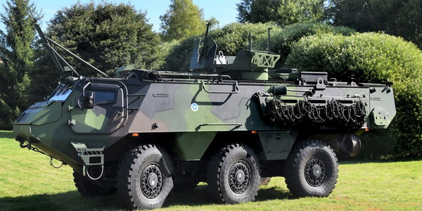 السويد | وكالة المشتريات الدفاعية السويدية (FMV) توقع عقداً لشراء أكثر من 300 مركبة مدرعة من شركة الدفاع والتكنولوجيا الدولية باتريا.