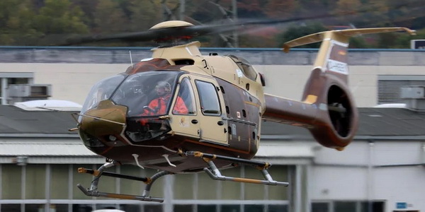 سويسرا | القوات الجوية السويسرية تحقق 200 ألف ساعة طيران على متن مروحيات ايرباص H135 بمحركات .PW206B2.