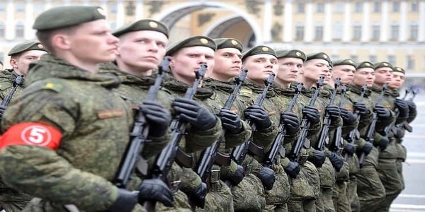 روسيا | إطلاق حملة الربيع للتجنيد العسكري للشباب الروسي الذين تراوح أعمارهم بين 18 و 30 عاماً للخدمة في الجيش الروسي.