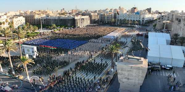 ليبيا | عرض عسكري كبير بميدان الشهداء بالعاصمة طرابلس إحتفالاً بالذكرى الـ 83 لتأسيس الجيش الليبي.
