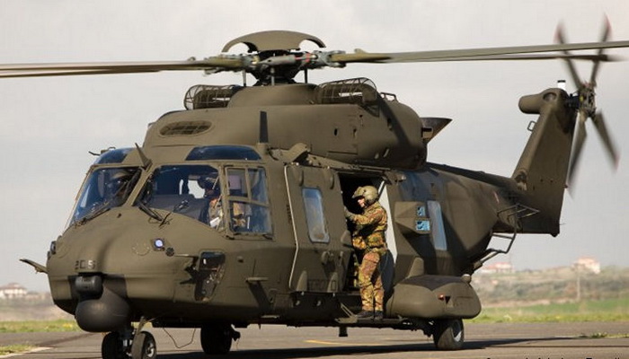 إيطاليا | الجيش الإيطالي يكمل الإستلام النهائي مروحيات النقل التكتيكي UH-90A)-NH90 TTH).
