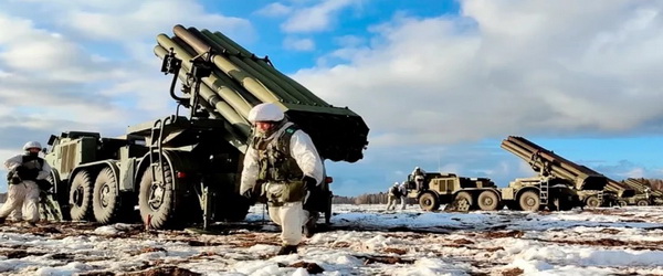 روسيا | سيناريوهات الإعلام الأمريكي حول العمليات العسكرية في الشتاء الأوساخ والعناد الروسي يعيق أوكرانيا.
