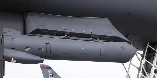 يتيح نظام ATP "الاستهداف الدقيق والاستخبارات والمراقبة والاستطلاع جو- جو ومهام جو-أرض في المجالات البرية والبحرية والجوية". الولايات المتحدة | الموافقة على بيع 34 بود ATP استهداف لمقاتلات FA-50 البولندية.