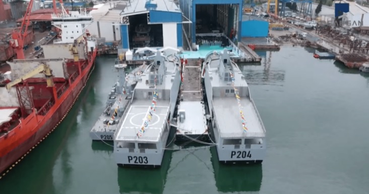 نيجيريا | شركة Dearsan Shipyard تطلق بنجاح سفينة الدورية البحرية الثانية التي يبلغ طولها 76 مترًا والتي تم إنتاجها لنيجيريا.