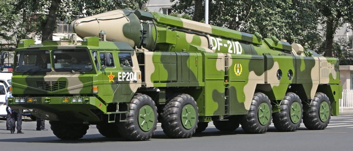 الصين تختبر الصاروخ "DF-21D" قاتل حاملات الطائرات الأمريكية