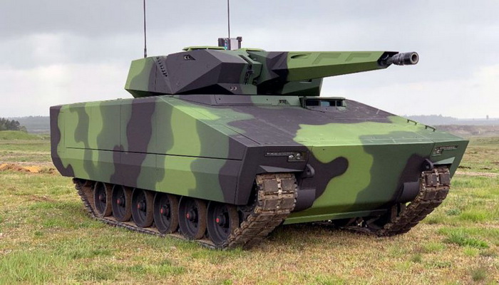 شركة Rheinmetall تعرض على التشيك مدرعات Lynx KF41 مع رخصة لتصنيعها محلياً.  