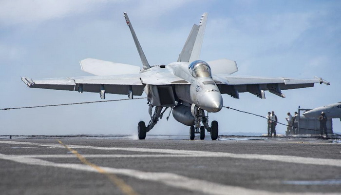 البنتاغون تمنح بوينغ عقدًا بقيمة 172 مليون دولار لتمديد فترة الخدمة التشغيلية لـ Super Hornet.