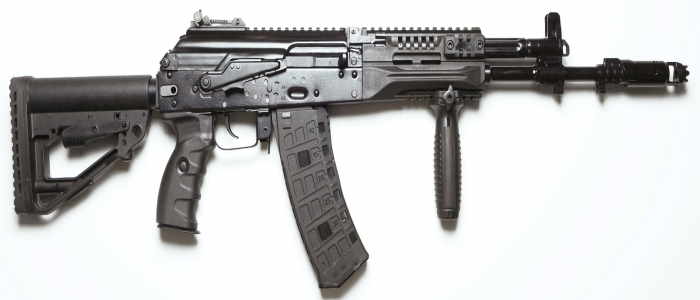 الجيش الروسي يتحصل على نحو 25 ألف بندقية إقتحام من طراز Kalashnikov AK-200 - AK-12 هذا العام.