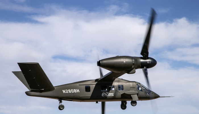 شركة Rolls-Royce تقدم نظام الدفع للطائرة V-280 Valor Bell  .