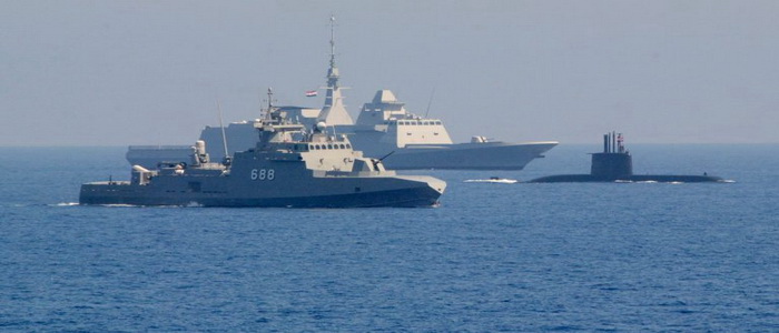مناورات بحرية مشتركة بين القوات البحرية المصرية والروسية في البحر الأسود.