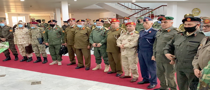 لجنة "5+5" العسكرية الليبية تطالب بتجميد الاتفاقيات العسكرية وإخراج المرتزقة والقوات الأجنبية.