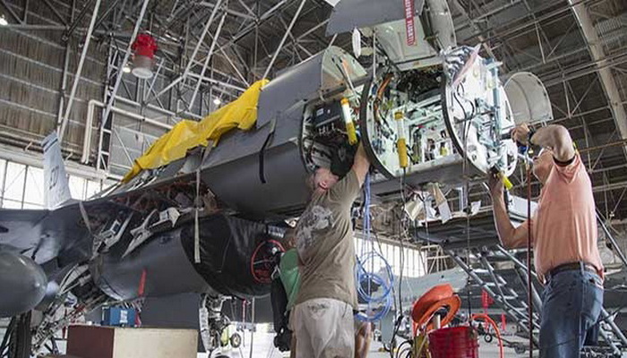 الولايات المتحدة | 608 طائرة أمريكية من طراز F-16s ، بلوك 40 و 50 ، تتحصل على ترقية ضخمة مقابل 6.3 مليار دولار.