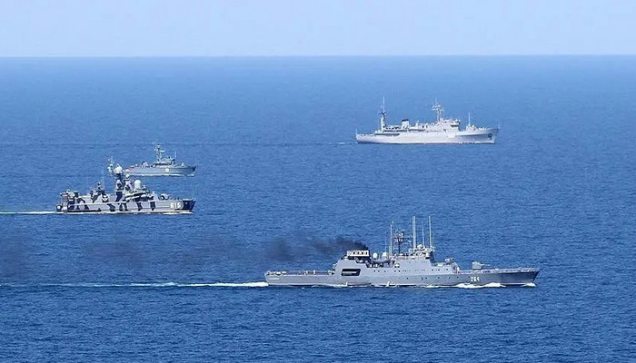 أوكرانيا | هجوم أوكراني على سفينة تجارية روسية في بحر آزوف.
