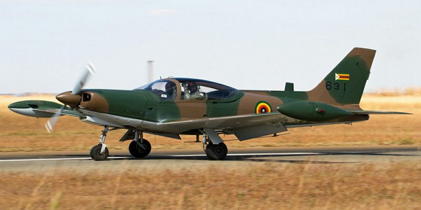 زيمبابوي | تحطم طائرة تدريب تابعة لسلاح الجو الزيمبابوي من نوع SIAI-Marchetti SF-260.
