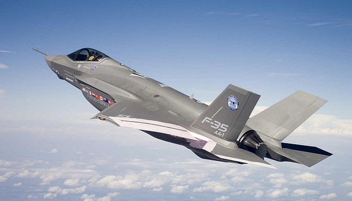 كندا | إستلام أول تسع طائرات من المنصة القتالية كاملة المهام F-35 بحلول عام 2027م.