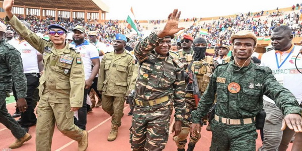 النيجر | المجلس العسكري الحاكم يلغي بشكل فوري اتفاق التعاون العسكري مع الولايات المتحدة الأمريكية. 