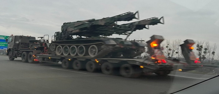 أوكرانيا | القوات المسلحة الأوكرانية تتلقى أنظمة دفاع جوي سوفيتية معدلة غير متوقعة من بولندا.