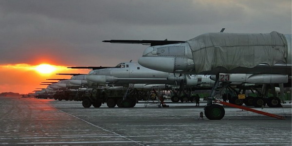 روسيا | هجوم أوكراني بطائرة بدون طيار مرة أخرى على قاعدة إنجلز الجوية في منطقة ساراتوف.