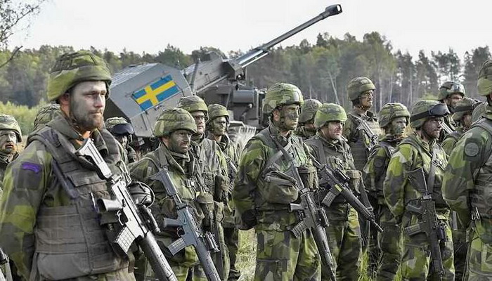 السويد | توقيع معاهدة عسكرية مع الولايات المتحدة "لتعزيز" حدودها.